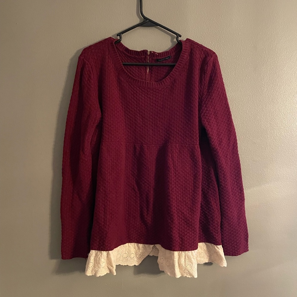 Basil Lola boutique top size Large. Lace detailing.